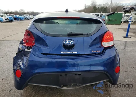 2016 Hyundai Veloster Turbo z USA, uszkodzony, nr VIN KMHTC6AE9GU265113